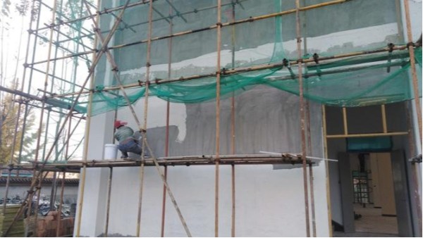 如何避免外墻膩子產(chǎn)生裂紋、裂縫，易高好膩子詳細為您解答...