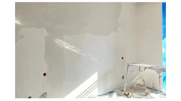 下雪了，施工需注意事項：外墻膩子冬季怎么施工？