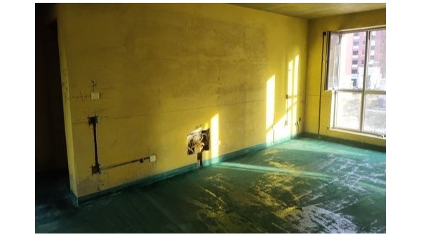 易高好膩子提醒您，警惕！墻固施工中的潛在危險及應(yīng)對方法揭秘